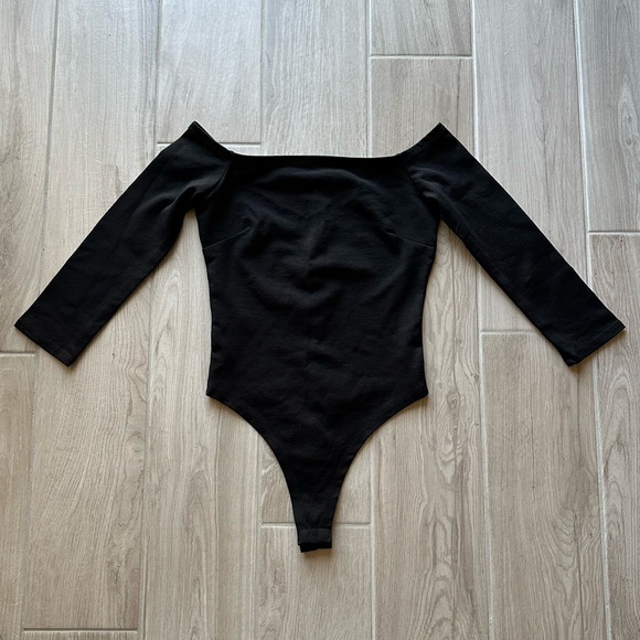 NWOT Lulu’s XS Off the Shoulder Bodysuit - Picture 1 of 4